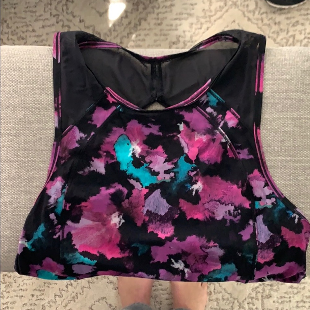 Lululemon workout top!